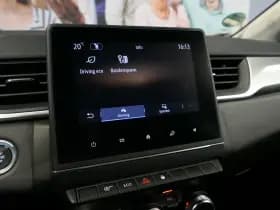 Renault Captur thumbnail 32