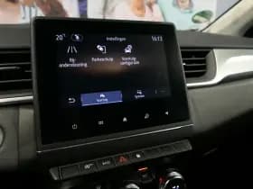 Renault Captur thumbnail 34