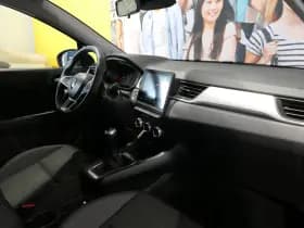 Renault Captur thumbnail 40
