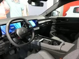 Renault Austral thumbnail 18