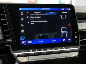 Renault Austral thumbnail 37