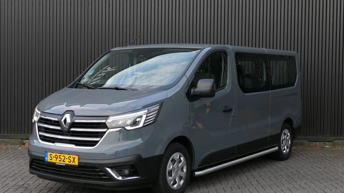 Renault Trafic — foto 1