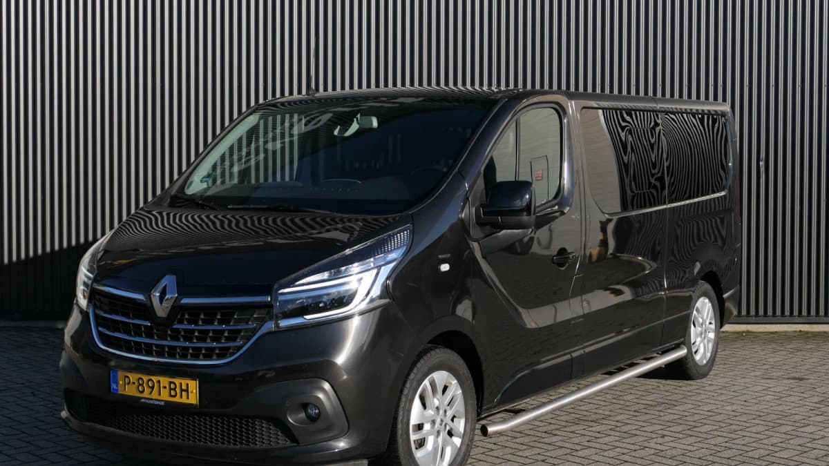 Renault Trafic — foto 1