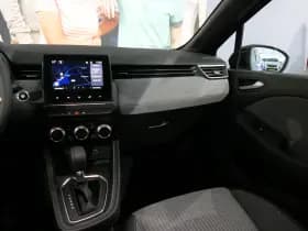 Renault Clio thumbnail 18