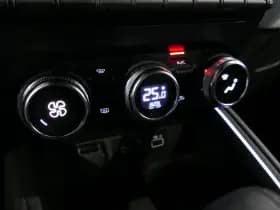 Renault Clio thumbnail 28