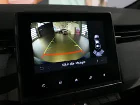 Renault Clio thumbnail 40