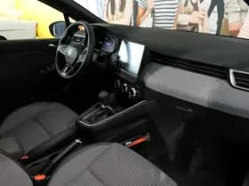 Renault Clio thumbnail 43