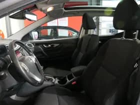 Nissan Qashqai thumbnail 21