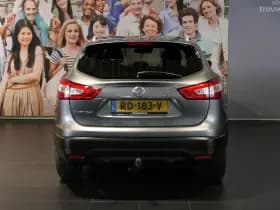 Nissan Qashqai thumbnail 4