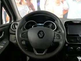 Renault Clio thumbnail 12