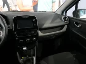 Renault Clio thumbnail 17
