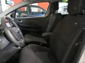 Renault Clio thumbnail 19