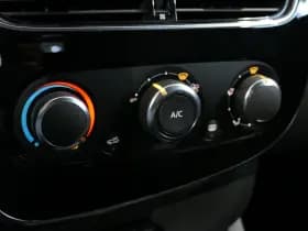 Renault Clio thumbnail 27