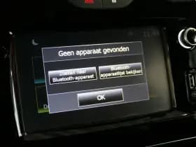 Renault Clio thumbnail 31