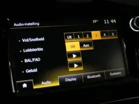 Renault Clio thumbnail 33