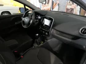 Renault Clio thumbnail 37