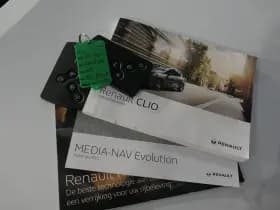 Renault Clio thumbnail 38