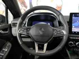 Renault Clio thumbnail 12