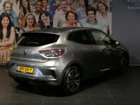 Renault Clio thumbnail 3