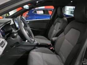 Renault Clio thumbnail 22