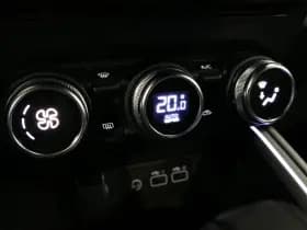 Renault Clio thumbnail 29