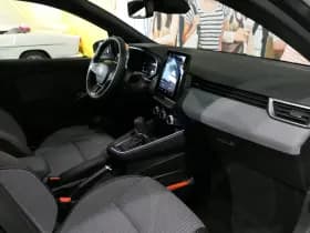 Renault Clio thumbnail 44