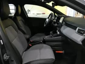Renault Clio thumbnail 45