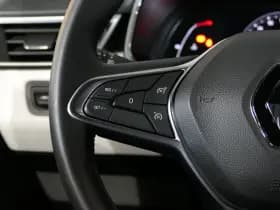 Renault Clio thumbnail 13