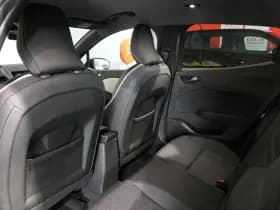 Renault Clio thumbnail 7