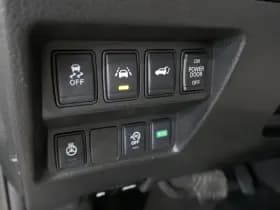 Nissan X-Trail thumbnail 30
