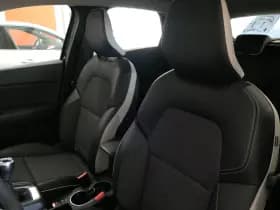 Renault Captur thumbnail 23