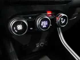 Renault Captur thumbnail 30