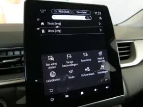 Renault Captur thumbnail 34