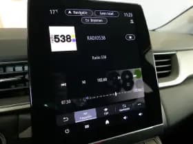 Renault Captur thumbnail 35