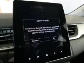 Renault Captur thumbnail 36