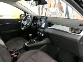Renault Captur thumbnail 45