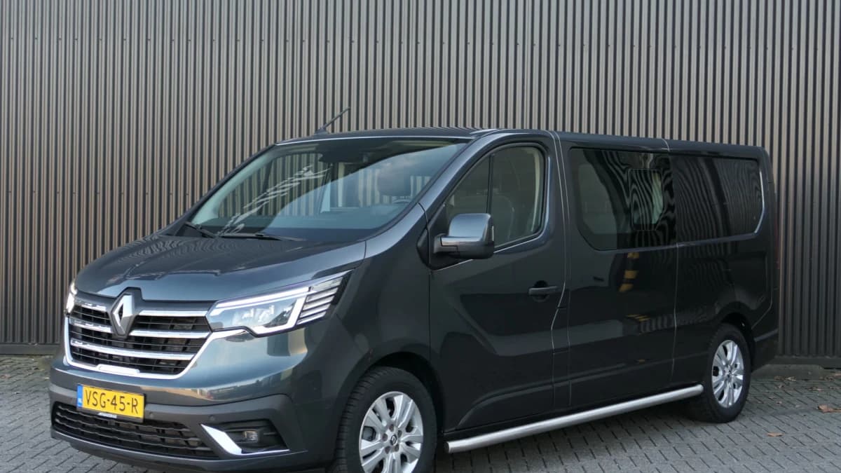 Renault Trafic — foto 1