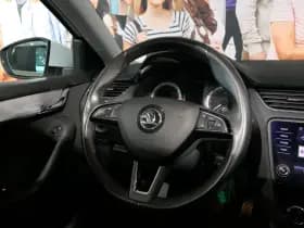 Škoda Octavia thumbnail 14