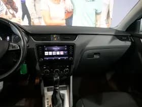 Škoda Octavia thumbnail 20