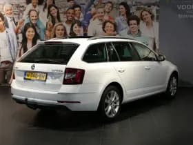 Škoda Octavia thumbnail 3