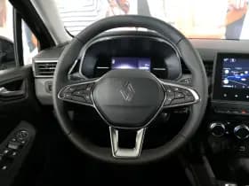 Renault Clio thumbnail 12
