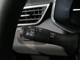 Renault Clio thumbnail 24
