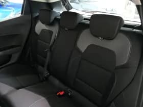 Renault Clio thumbnail 9