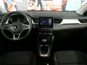 Renault Captur thumbnail 11