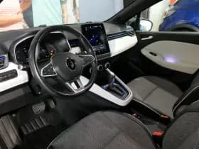 Renault Clio thumbnail 21