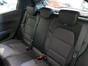 Renault Clio thumbnail 9