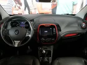 Renault Captur thumbnail 11