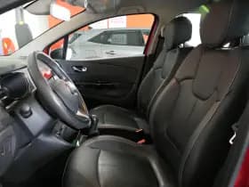 Renault Captur thumbnail 22