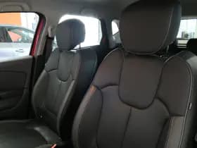 Renault Captur thumbnail 23