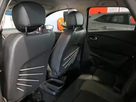 Renault Captur thumbnail 8